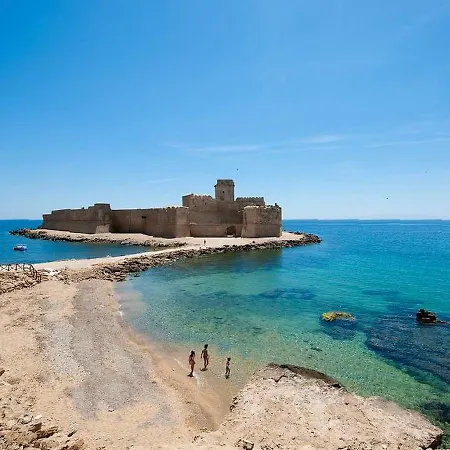 Locazione Turistica Barko Le Castella (Calabria)